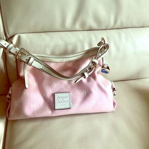 Dooney &Burke Summer bag